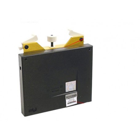 Hewlett Packard Enterprise SP/CQ Processor PIII 800 Xeon PL ML 530 processore 0,8 GHz 0,256 MB L2 Scatola (167121-001)