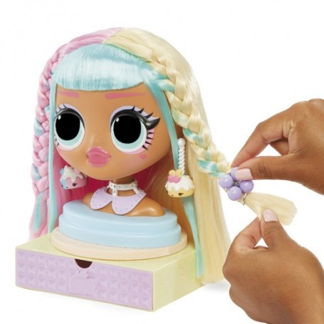 L.O.L. Surprise! OMG Styling Head- Candylicious Set per acconciatura dei capelli per bambola (572008EUC)