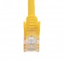 StarTech.com Cavo di rete CAT 5e - Cavo Patch Ethernet RJ45 UTP Giallo da 2m antigroviglio (45PAT2MYL)
