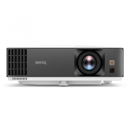 Benq TK700 videoproiettore Proiettore a raggio standard 3200 ANSI lumen DLP 2160p (3840x2160) Compatibilità 3D N (9H.JPK77.17E)