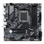 GIGABYTE B650M D3HP Scheda madre - AMD Ryzen serie 9000, VRM a 5+2+2 fasi, fino a 7600 MHz DDR5 (OC), 2xPCIe 4.0 M.2, LAN 2,5 Gb