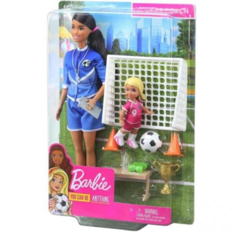 BARBIE SOCCER COACH PLAYS... (GJM71C)